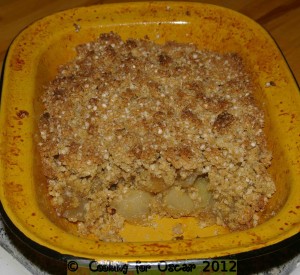 Caramelised Apple and Pear Quinoa Crumble