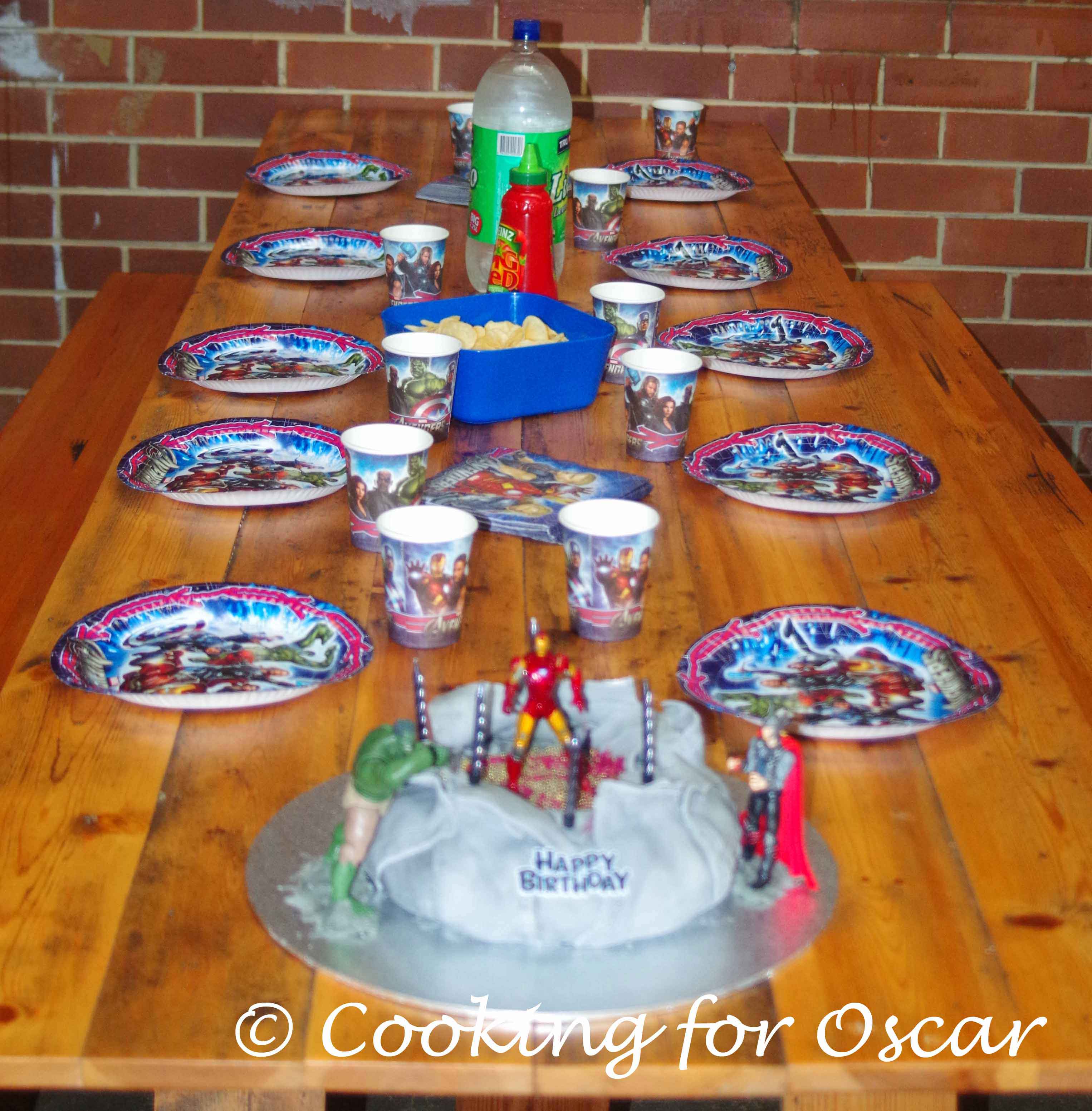 Super Hero Party Table